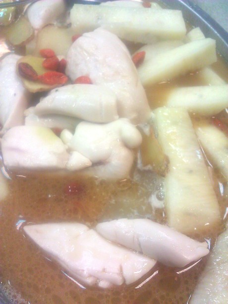 山藥麻油烏魚鰾